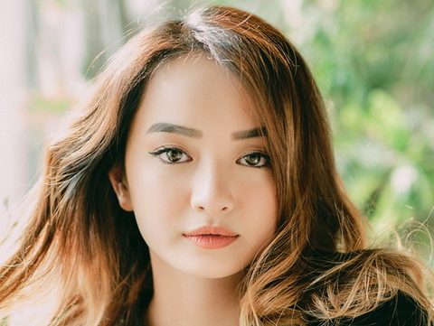 Hình ảnh nóng bỏng của diễn viên 'Em chưa 18' được truy lùng nhiều nhất Vbiz