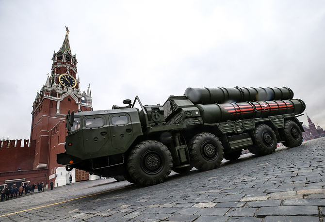 Hệ thống tên lửa phòng không S-400
