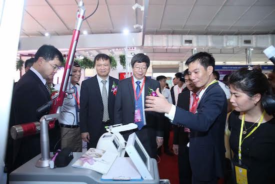 Hà Nội: Đang diễn ra triển lãm y dược lớn nhất từ trước tới nay