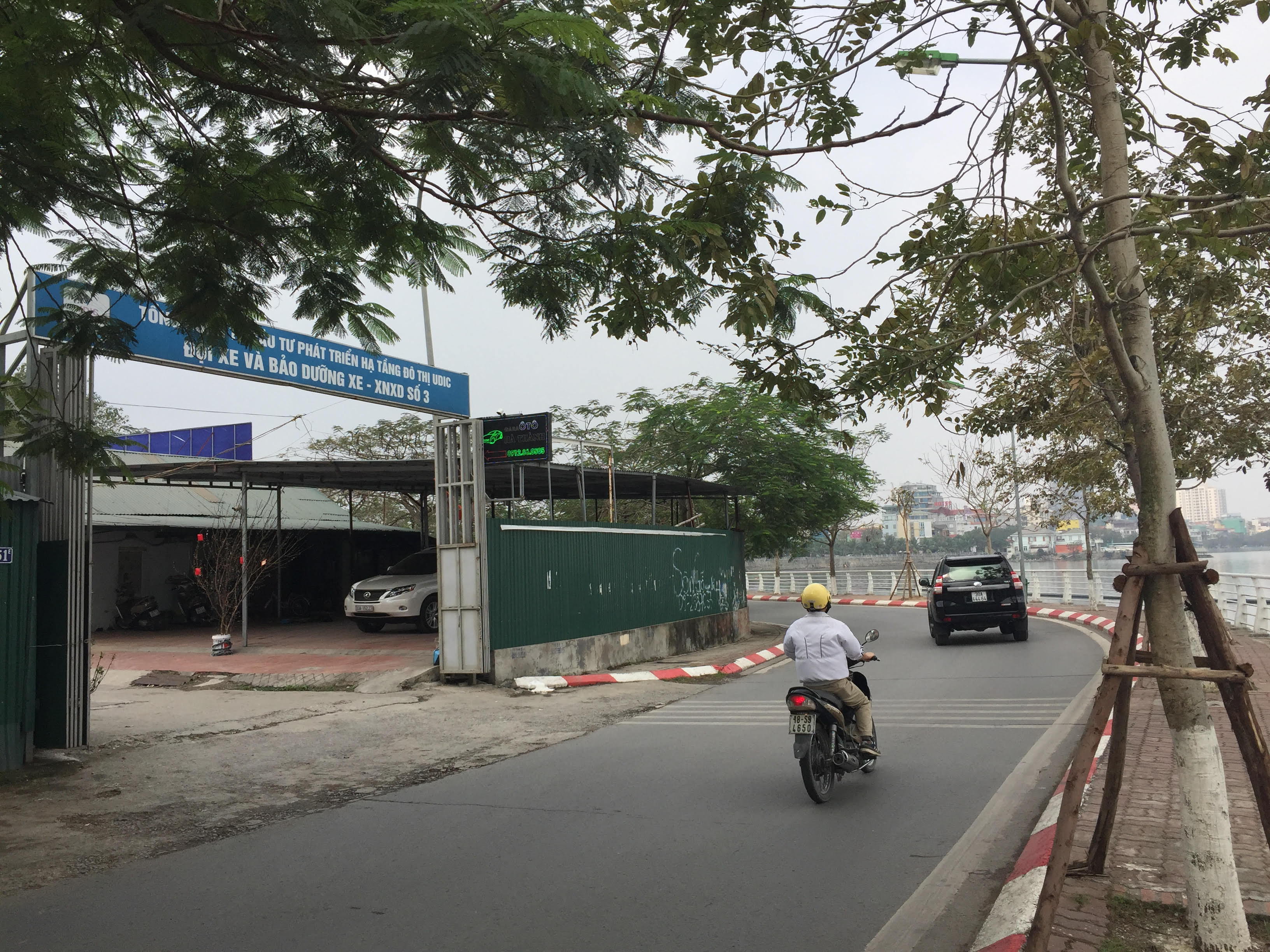 Hà Nội cho thuê hơn 3.400m2 đất ở quận Tây Hồ làm bãi đỗ xe