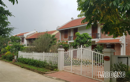 Hà Nội: Bất chấp lệnh cấm, &quot;Điền Viên thôn&quot; vẫn đón khách đến nghỉ dưỡng