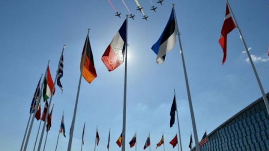 Vì Tổng thống Trump, NATO tự vỡ trận trước Nga