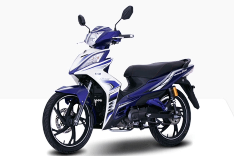 So với thế hệ cũ, thiết kế của xe mới mang đậm tính trẻ trung, năng động và gọn nhẹ. Nổi bật với phần đầu xe phía trước là cụm đèn pha LED lớn dạng chìm, kéo dài như mũi ngọn giáo. Phuộc sau của xe là dạng ống lồng lò xo và tích hợp bầu dầu chống xóc. Galaxy Sport 115 được trang bị bánh mâm đúc và phanh đĩa ở trục trước. Lốp xe là loại không săm giúp đảm bảo an toàn hơn khi đi xa.