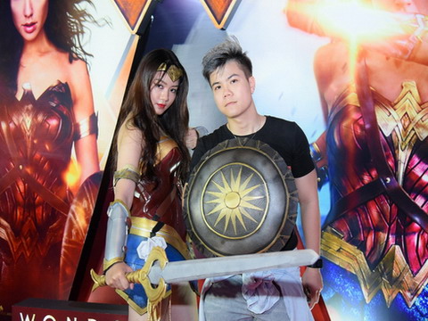 Dàn sao Việt háo hức đi gặp Nữ thần chiến binh
