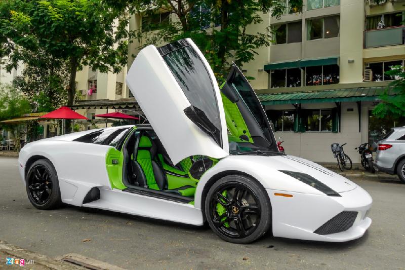 Lamborghini Murciel​ago LP640 xanh cốm độc nhất Việt Nam đổi màu