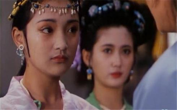 Khuôn mặt bầu bĩnh 