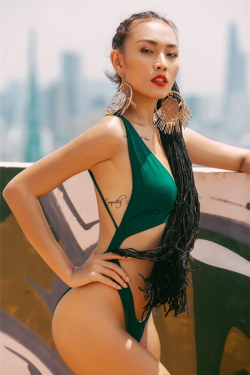Người mẫu Diệu Huyền 