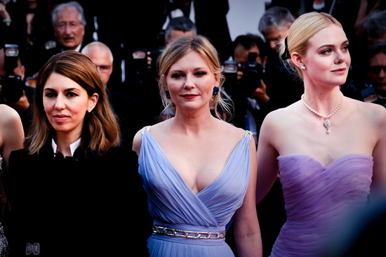 Sofia Coppola vinh dự là nữ đạo diễn thứ hai trong lịch sử 70 năm của liên hoan phim giành được danh hiệu Đạo diễn xuất sắc nhất