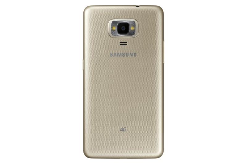 DJ Koh, Chủ tịch của Mobile Communications Business, Samsung Electronics cho biết, Samsung Z4 mang lại trải nghiệm di động đơn giản cho người sử dụng smartphone lần đầu tiên và là sản phẩm đại diện cho những cam kết tiếp tục mở rộng hệ sinh thái Tizen của nhà sản xuất.