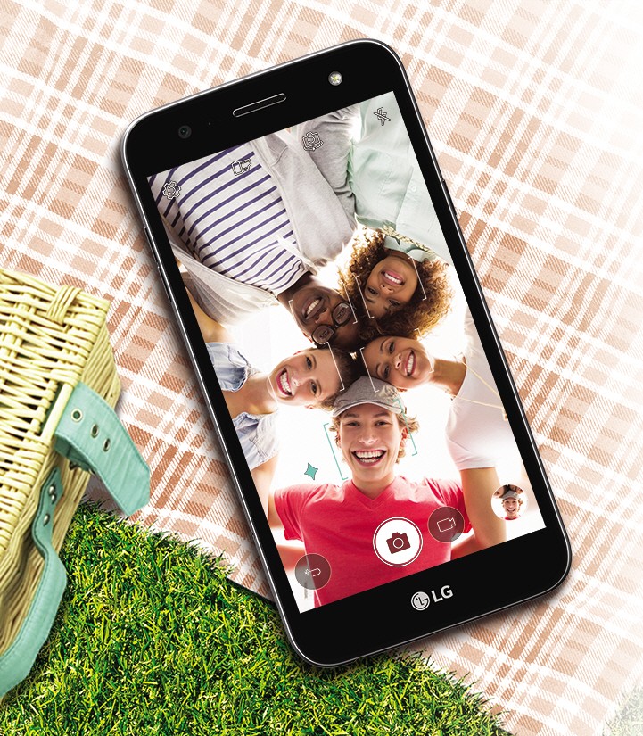 LG nói rằng, giá của X Power 2 sẽ tùy thuộc vào từng thị trường. Cách đây không lâu, chúng tôi nghe nói rằng, chiếc điện thoại này có giá khoảng 260USD (gần 6 triệu đồng) tại Hàn Quốc và có thể rẻ hơn khi bán ra tại thị trường Mỹ (thường thì điện thoại ở Hàn Quốc có giá đắt hơn một chút). 