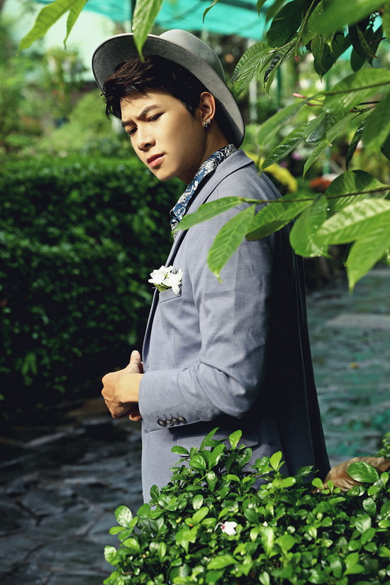 “Kim Bum phiên bản Việt” – Anh Tú “đốn tim” fan nữ trong bộ ảnh mới chất lừ