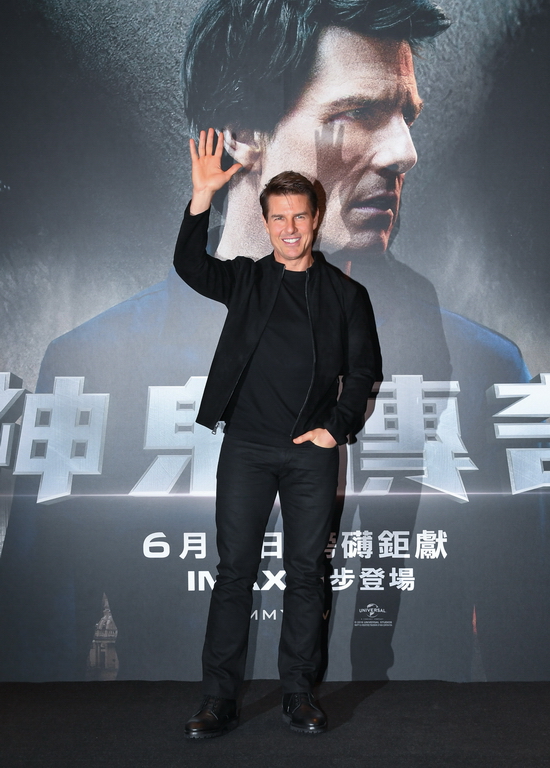 Nụ cười “tỏa nắng” luôn là “dấu hiệu nhận biết” của chàng diễn viên lừng danh Hollywood này dù ở nơi đâu