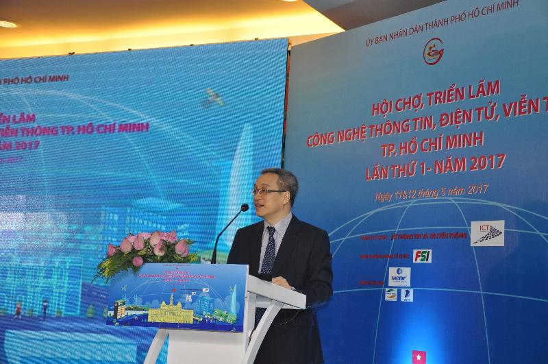 Thứ trưởng Phan Tâm phát biểu chào mừng Triển lãm.