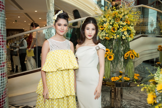 Thùy Dung và Diễm My 9X