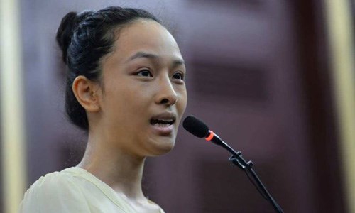 Ca sĩ Đàm Vĩnh Hưng &quot;thương và phục&quot; Hoa hậu Phương Nga