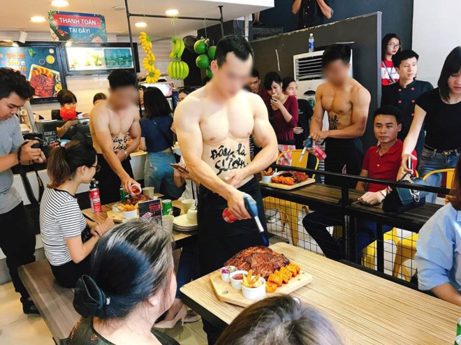 Không ít người đã rủ nhau đến quán sau khi nhìn thấy hình ảnh này.