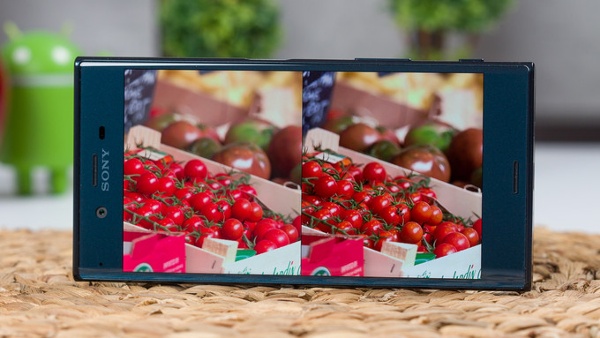 Camera luôn là điểm mạnh của Sony từ trước đến nay và với Xperia XZ cũng không ngoại lệ. Máy có camera chính độ phân giải rất lớn tới 23MP, khẩu độ f/2.0, được hỗ trợ với rất nhiều cảm biến như dự đoán đối tượng di chuyển để bắt nét chuẩn, lấy nét bằng laser kết hợp lấy nét theo pha, cảm biến môi trường RGBC-IR để tự động cân bằng màu sắc và ánh sáng, khả năng chống rung 5 trục điện tử EIS … Trong khi camera trước cũng có độ phân giải tới 13MP, khẩu độ f/2.0 đủ tốt để cho ảnh selfie ấn tượng.