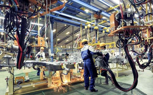 Tái cơ cấu công nghiệp: Cần nâng cao năng suất lao động