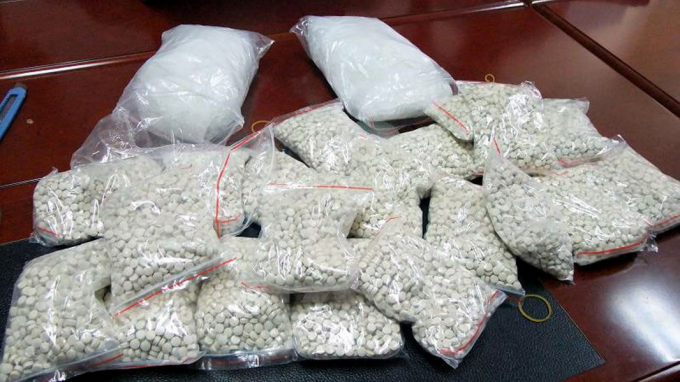'Tuồn' heroin vào trại giam bán kiếm lời