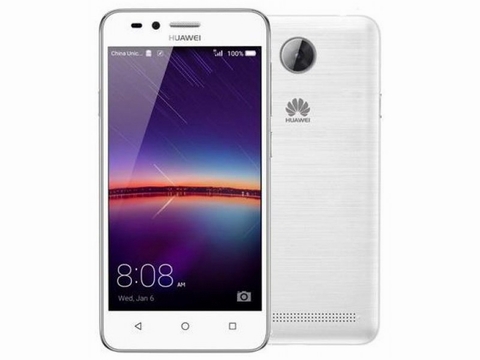 Huawei Y5 2017 (2,99 triệu đồng) Còn đây là chiếc smartphone vừa được Huawei chính thức bán tại thị trường Việt. Huawei Y5 2017 là phiên bản nâng cấp của Y5 II với cấu hình mạnh mẽ hơn, pin dung lượng cao dùng lâu hơn và thiết kế đẹp mắt. Y5 2017 mang đến cho người dùng một màn hình 5-inch độ phân giải HD với tấm nền IPS LCD - màu sắc hiển thị tươi tắn và trung thực hơn. Huawei Y5 2017 được trang bị camera sau 8 MP với khẩu độ f/2.0 giúp bắt sáng tốt hơn. Camera trước 5 MP với chế độ làm đẹp, ống kính góc rộng 84° giúp bạn có những bức ảnh selfie lung linh hơn. Ngoài ra camera trước còn được trang bị đèn Flash trợ sáng khi selfie thiếu sáng.