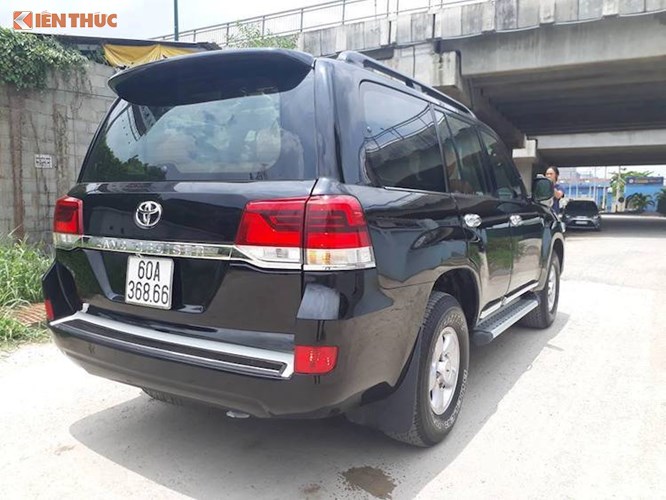 Toyota Land Cruiser 2017 &quot;tự chế&quot; giá chỉ 500 triệu tại VN