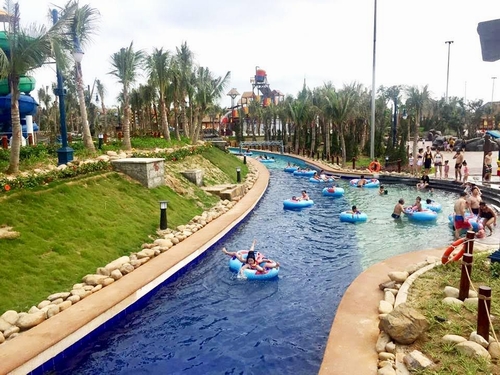 Sau những thử thách đã đời với những đường trượt ống, được thả mình lạc trôi trên 
