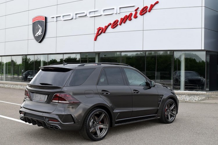 Gói độ cho Mercedes-AMG GLE 63 của TopCar gồm tổng cộng 23 món và có giá tối thiểu lên tới 18.935 USD (tương đương 422 triệu đồng). Nếu bộ bodykit của xe được làm từ sợi carbon, mức giá sẽ được đội lên thành 22.337 USD (tương đương 498 triệu). Sau khi hoàn thành, chiếc GLE 63 AMG độ trong bài viết có giá lên tới 13,95 triệu Rúp (tương đương 5,55 tỷ đồng) tại thị trường Nga.