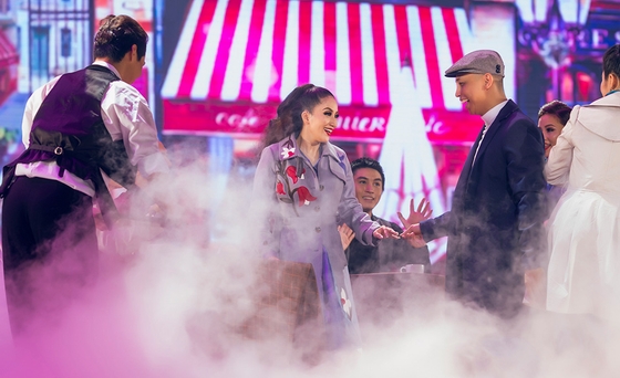 Khánh Thi - Chí Anh tái hiện giai đoạn cùng nhau đi du học.