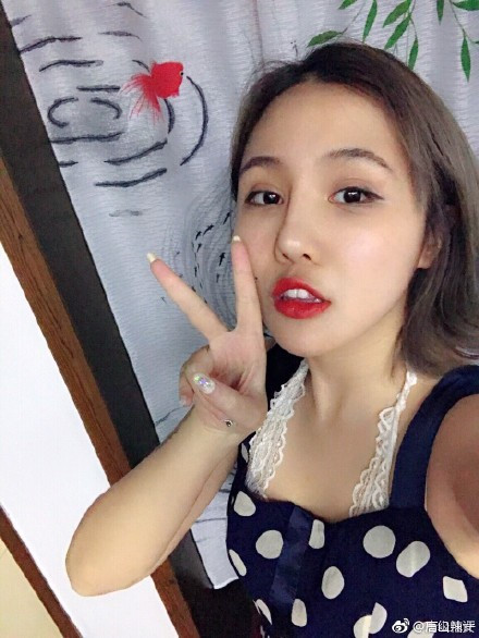 Chân dung nữ sinh Học viện Điện ảnh Bắc Kinh tố cáo bị cưỡng dâm.