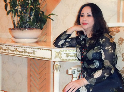 Nhan sắc lộng lẫy của người vợ đứng sau trùm giang hồ Phan Quân