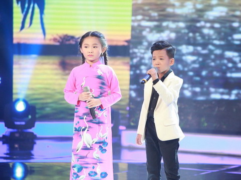 Quang Linh 'nổi da gà' trước màn song đấu của Nghi Đình - Minh Chiến ở Thần tượng tương lai
