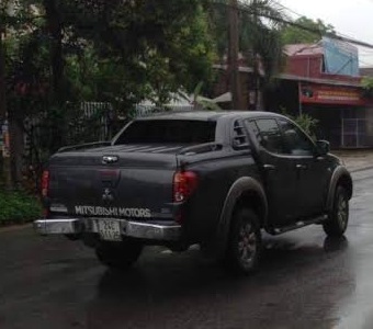 Phóng viên VTV bị đối tượng lạ mặt cố tình đâm ô tô vào người