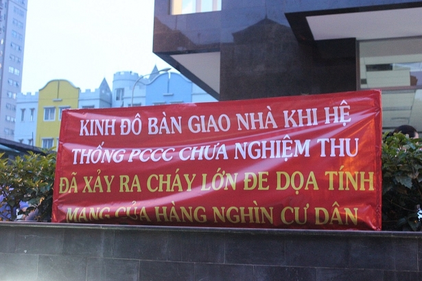 Cư dân Capital Garden ở 102 Trường Chinh &quot;tố&quot; chủ đầu tư lật kèo
