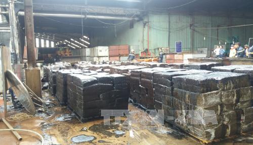 Cháy nhà máy chế biến mủ cao su, thiệt hại hơn 1 tỷ đồng