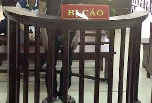 Phạm tội giết người vì bảo vệ em trai