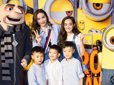 Hồ Ngọc Hà đưa Subeo đến dự buổi công chiếu bom tấn hoạt hình 'Kẻ trộm Mặt trăng 3'