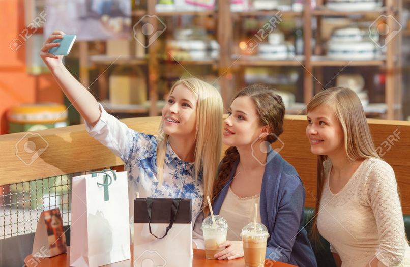 Mạng xã hội khiến giới trẻ nghiện thẩm mỹ