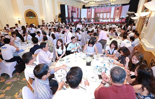 Hơn 500 khách tham dự sự kiện ra mắt FLC Grand Hotel Hạ Long.