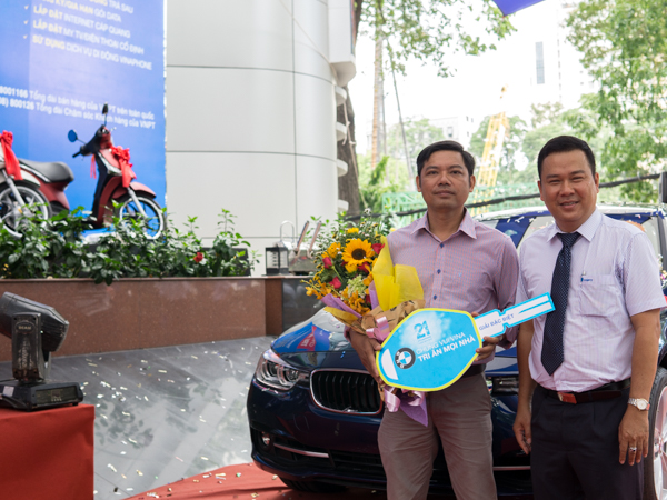 VinaPhone trao thưởng chương trình khuyến mãi Chung vui Vina, tri ân mọi nhà