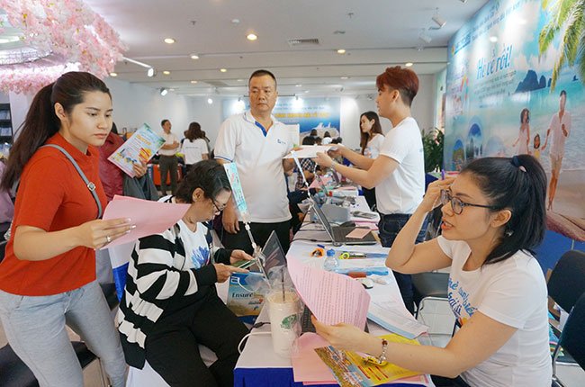 Đại lý du lịch trực tuyến: Ai mạnh hơn ai?