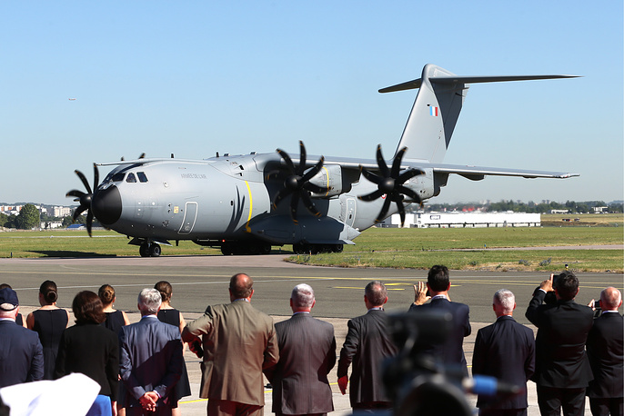 Máy bay vận tải quân sự Airbus A400M