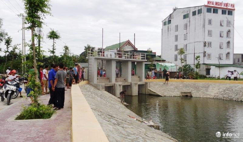 Một em nhỏ đuối nước thương tâm ở hồ sinh thái