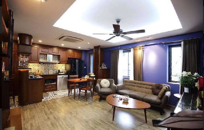 Người phán xử, Thuỳ Dương, Hồng Đăng
