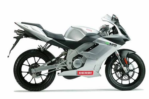 Mới hơn so với hầu hết những xe mô tô 125 cc trong danh sách này, GPR125 hai thì vẫn tiếp tục phát triển đến năm 2009, nhưng thậm chí việc tìm kiếm một chiếc đã qua sử dụng không phải là dễ dàng. Động cơ của nó cho công suất 33 mã lực.
