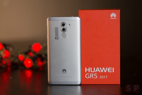 Huawei GR5 2017 được trang bị vi xử lý do Huawei tự sản xuất - Hisilicon Kirin 655 tám nhân, RAM 3GB RAM, 32GB bộ nhớ trong, pin 3.340 mAh và chạy trên phiên bản EMUI 4.1 dựa trên nền Android 6.0. 