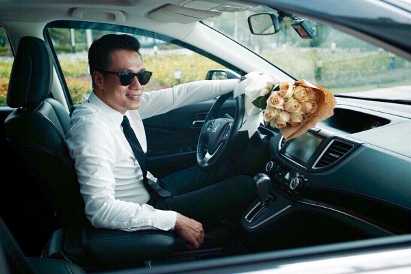 Dù được nhiều người quan tâm, dành tình cảm nhưng trong lòng Việt Anh chỉ có Hương Trần.