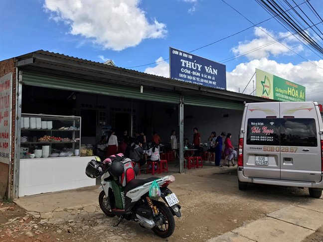 Quán cơm bình dân Thúy Vân bị 