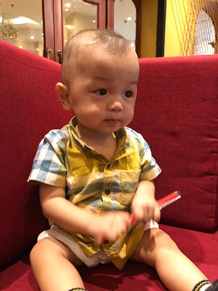Mạc Hồng Quân chia sẻ khoảnh khắc yêu của con trai