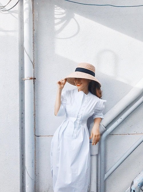 Trúc Mai vui vẻ và đầy hào hứng tiếp tục công việc MC của mình tại Đài truyền hình TPHCM.