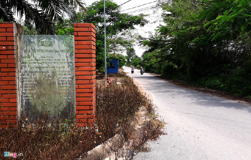 Biệt thự, nhà phố 'bị bỏ quên' ở đô thị cách Sài Gòn 20 km hình ảnh 6 Có lợi thế lớn về phát triển các khu công nghiệp, dịch vụ nên sau khi có phê duyệt quy hoạch, địa phương này đã thu hút rất nhiều dự án đầu tư đô thị. Cách trung tâm hành chính huyện 2-5 km là các dự án có quy mô hàng trăm ha như Khu đô thị mới Đông Sài Gòn quy mô 941 ha, Khu đô thị mới Long Thọ - Phước An 224 ha, Khu đô thị mới Phước An, Sunflower City quy mô 150 ha, Khu dân cư Long Tân 50 ha... đã được quy hoạch, triển khai xây dựng hạ tầng.